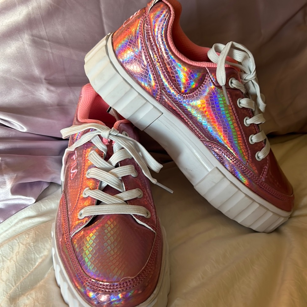 Metallic pink 8 M never worn